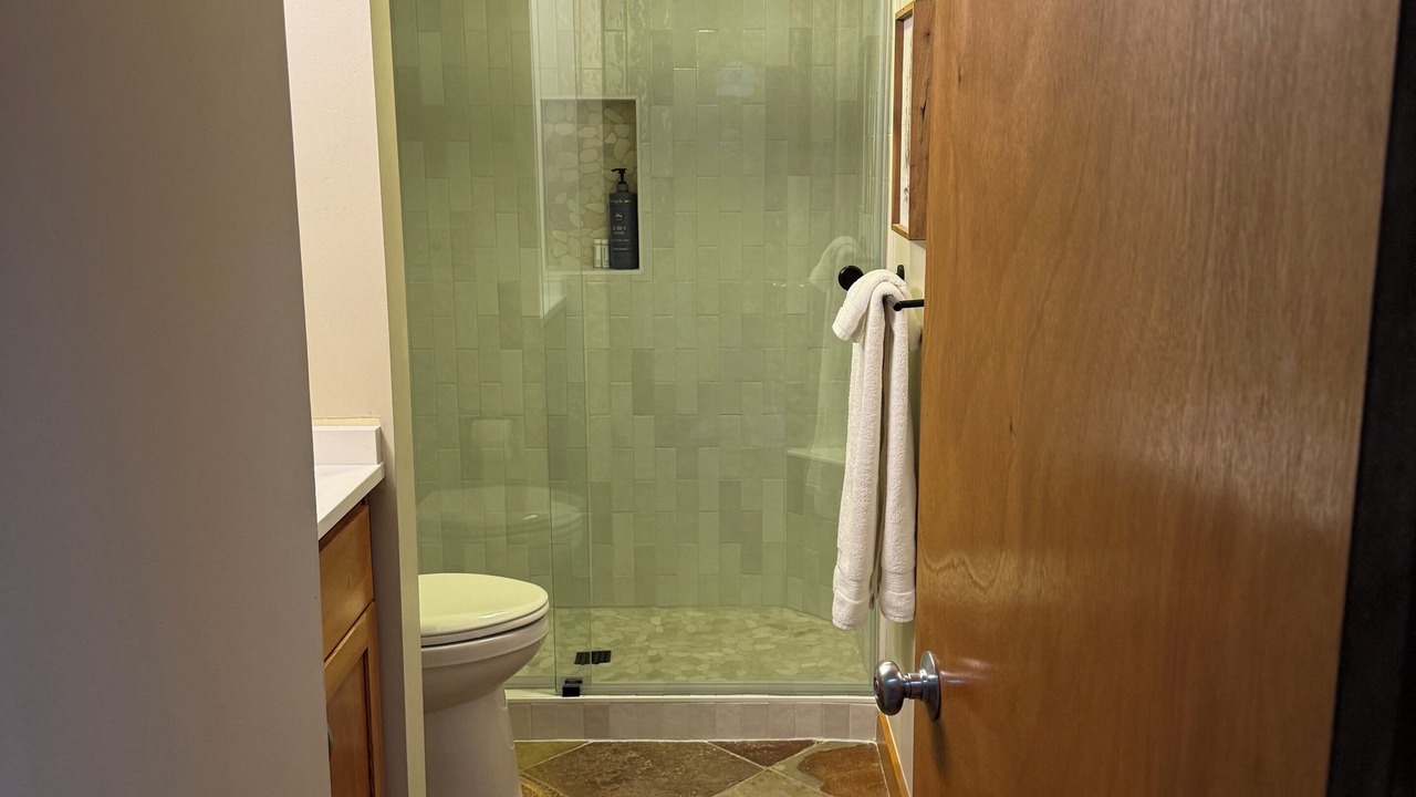 Photo of Bathroom in Overlook Park