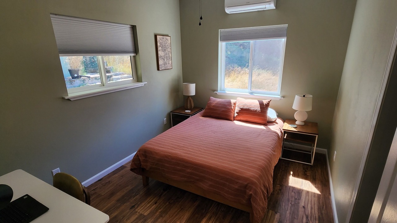 Photo of Bedroom in Umpqua