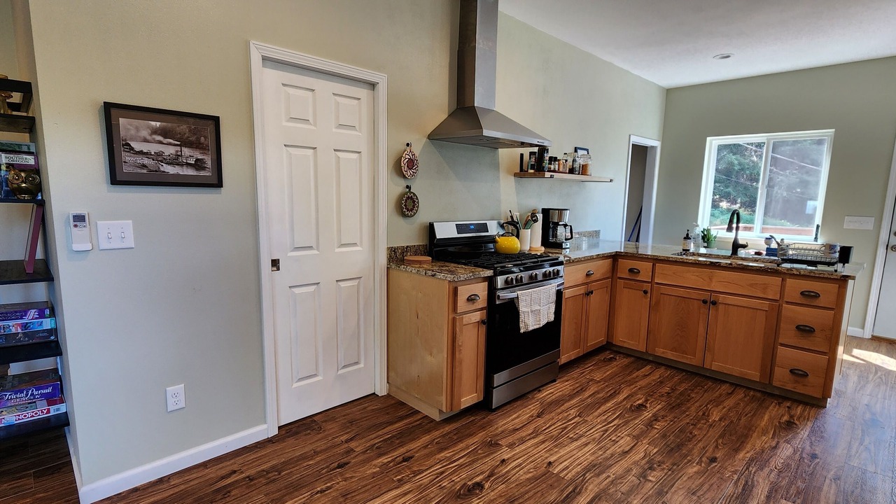 Photo of Kitchen in Umpqua