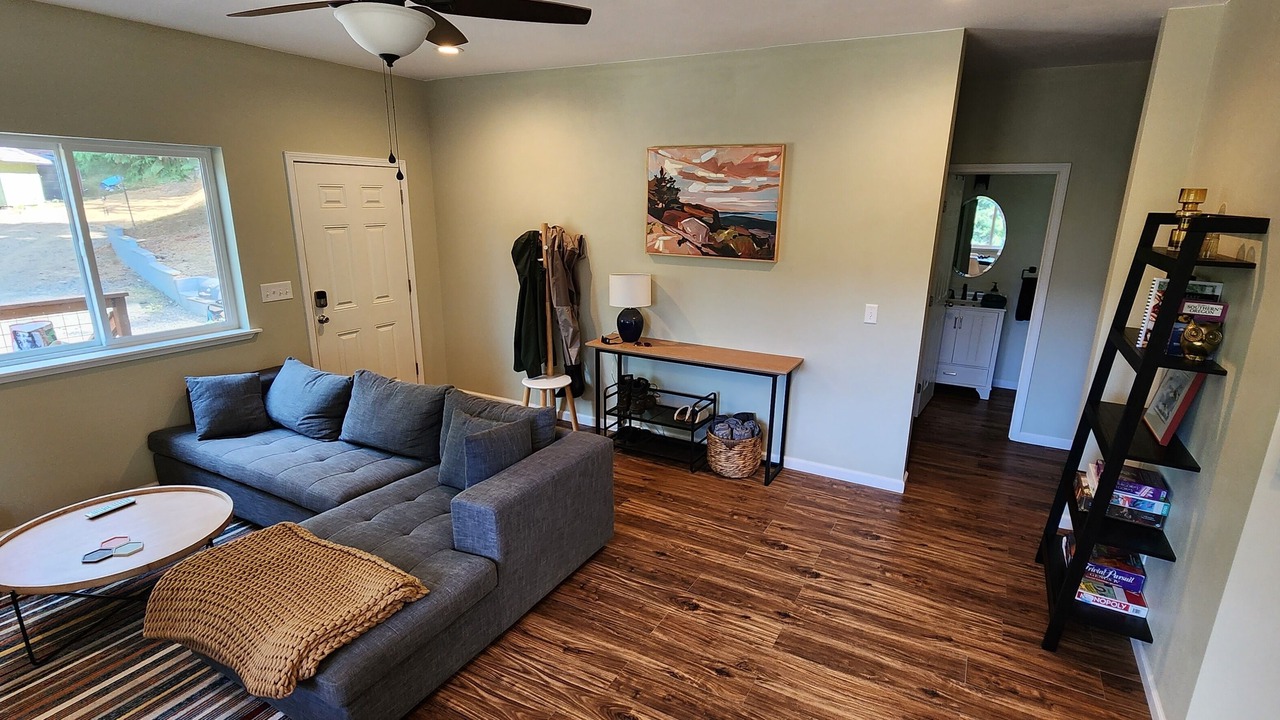 Photo of Livingroom in Umpqua