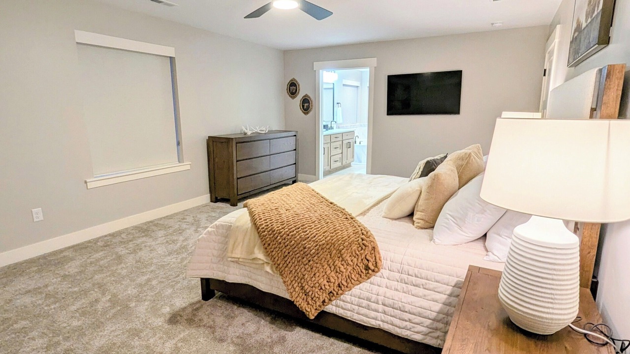 Photo of Bedroom in Sweetwater