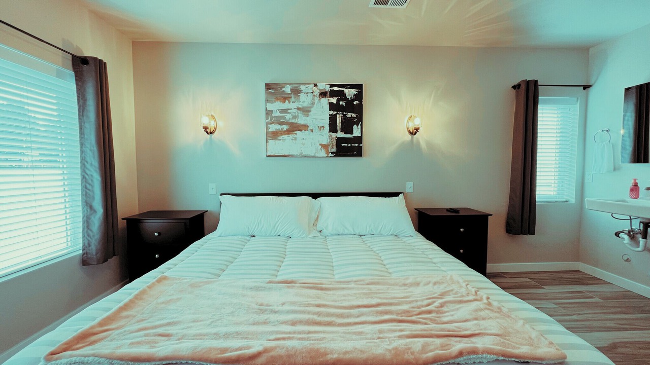 Photo of Bedroom in Mossyrock