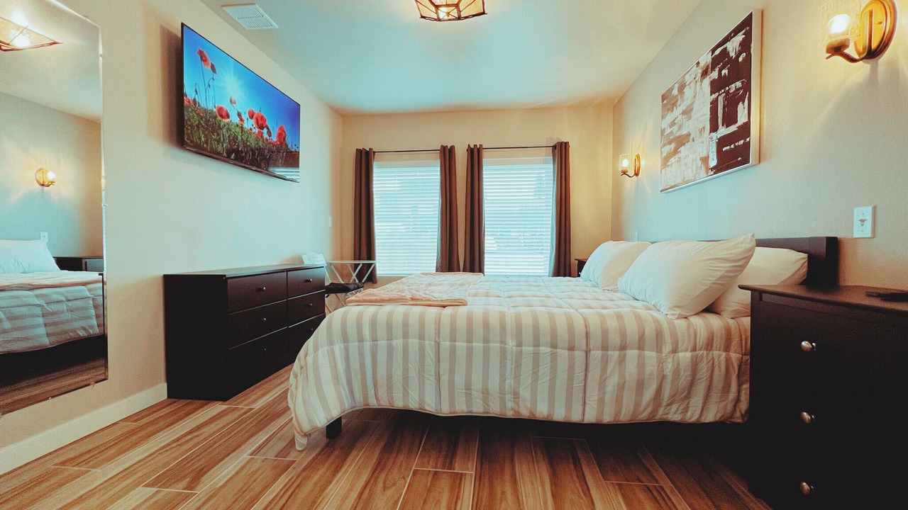 Photo of Bedroom in Mossyrock