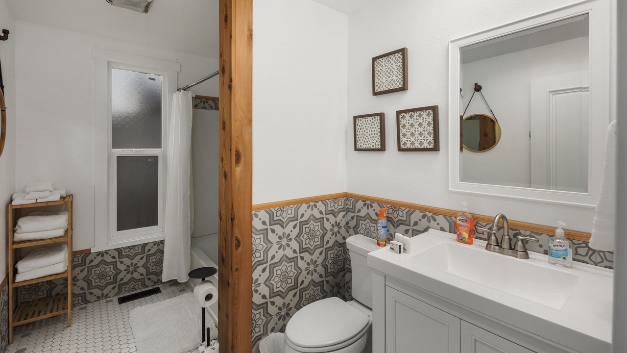 Photo of Bathroom in Enumclaw
