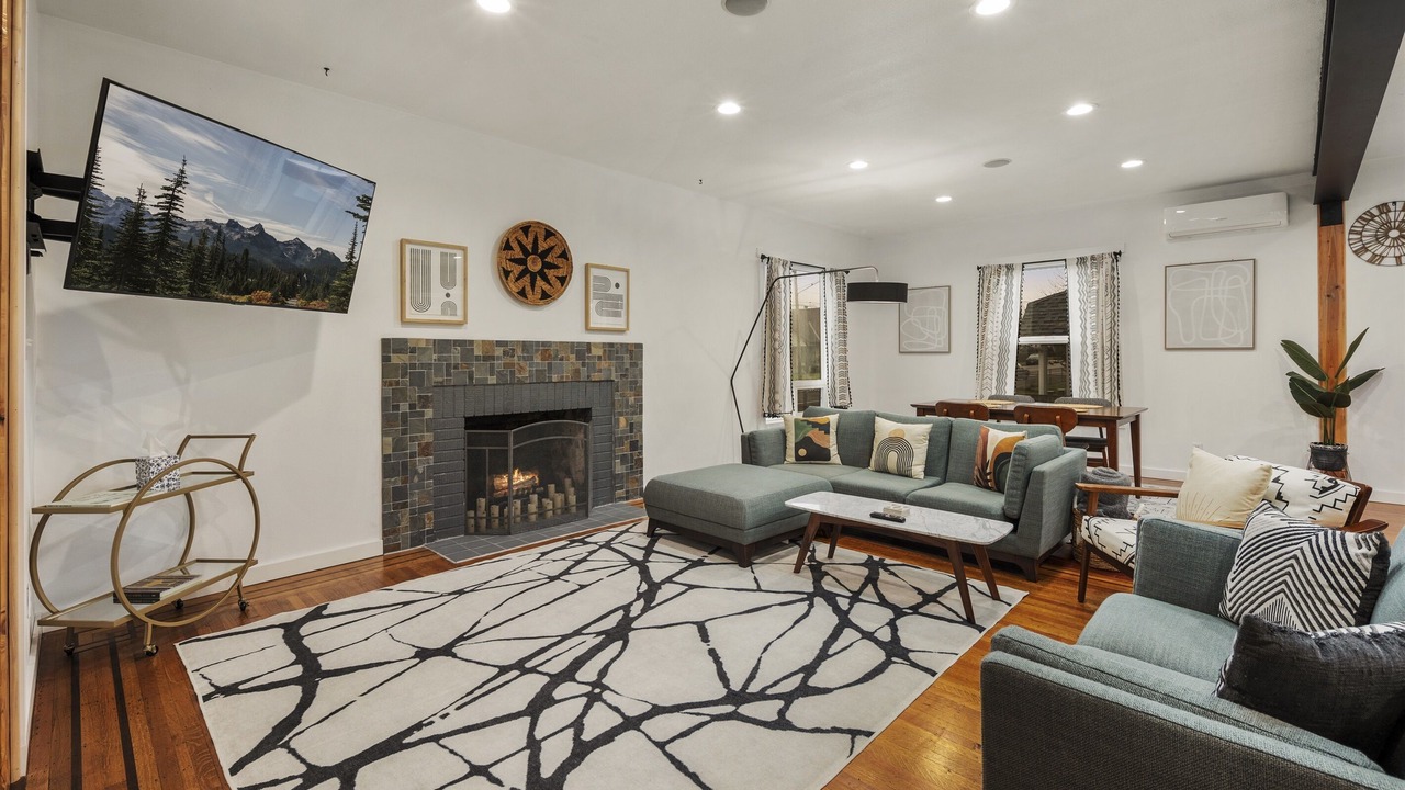 Photo of Livingroom in Enumclaw