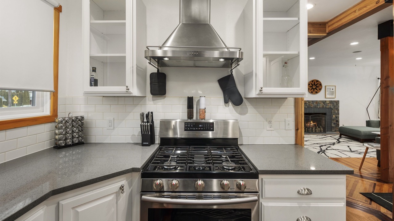 Photo of Kitchen in Enumclaw