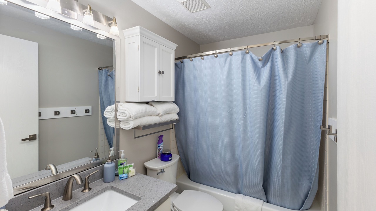 Photo of Bathroom in Logan