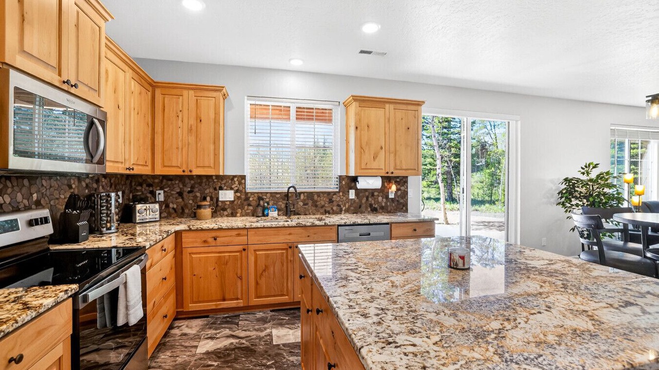 Photo of Kitchen in Donnelly