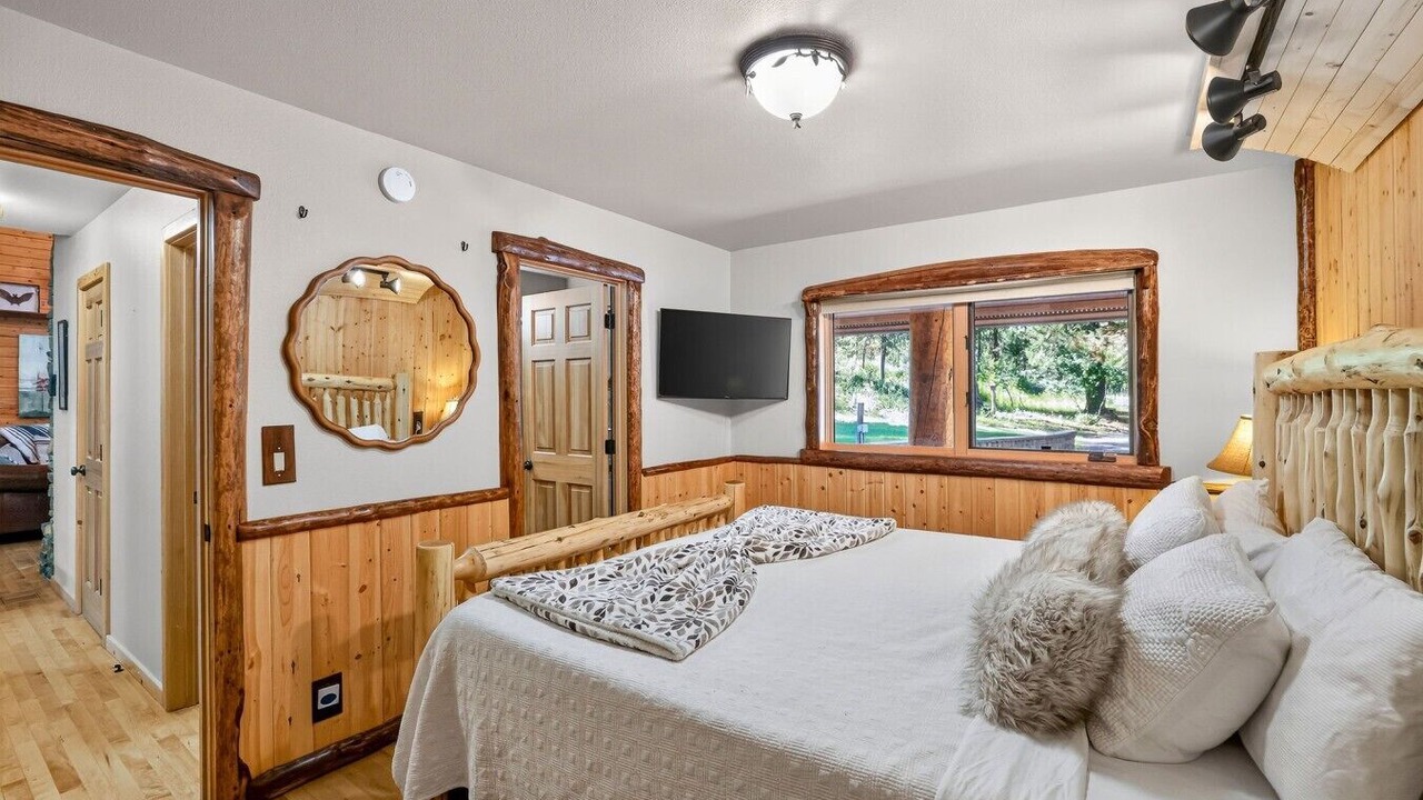 Photo of Bedroom in McCall