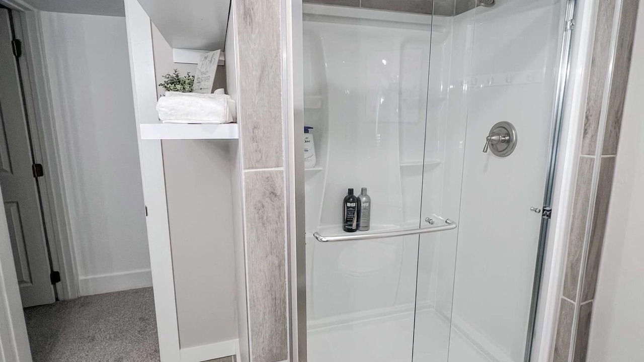 Photo of Bathroom in Shelley