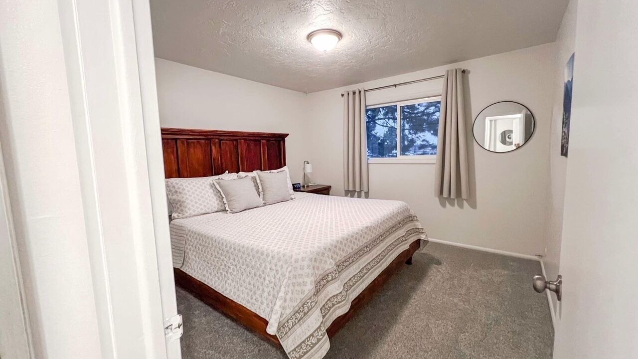 Photo of Bedroom in Shelley