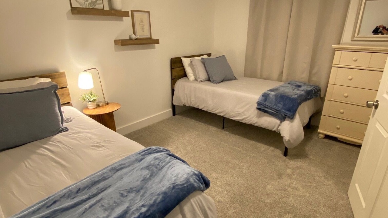 Photo of Bedroom in Shelley
