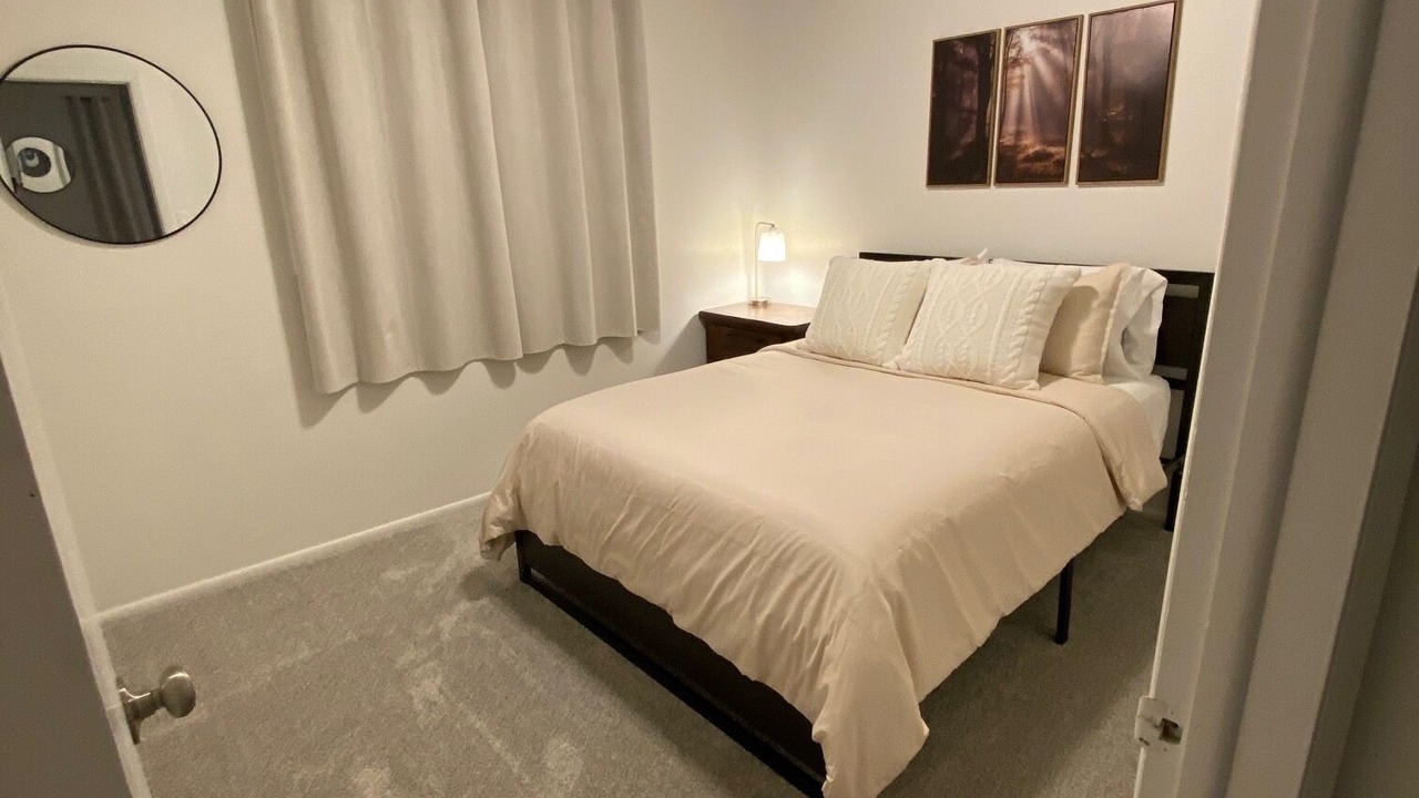 Photo of Bedroom in Shelley