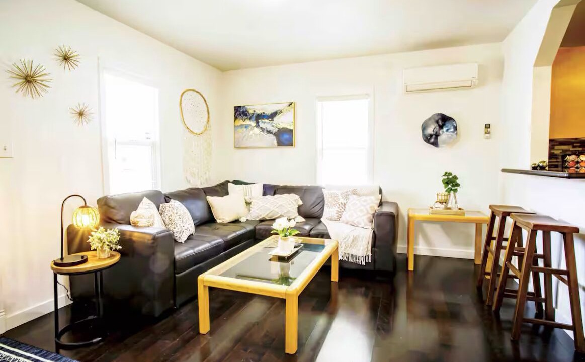 Photo of Livingroom in Central Tacoma