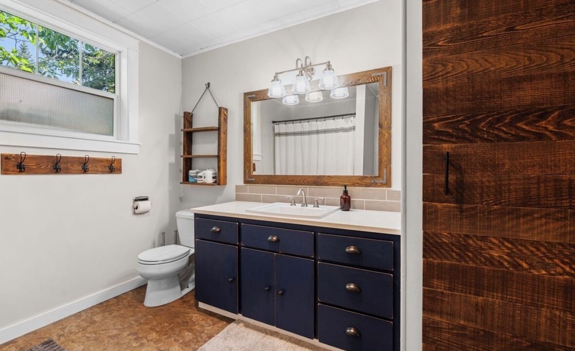Photo of Bathroom in Dover Bay