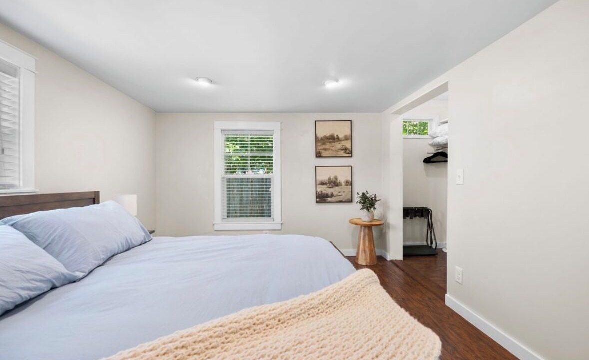 Photo of Bedroom in Dover Bay