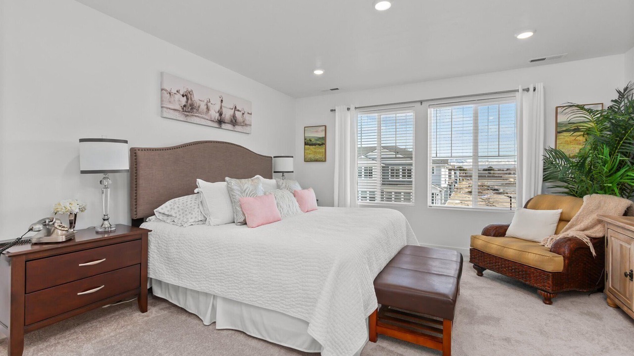 Photo of Bedroom in Eagle