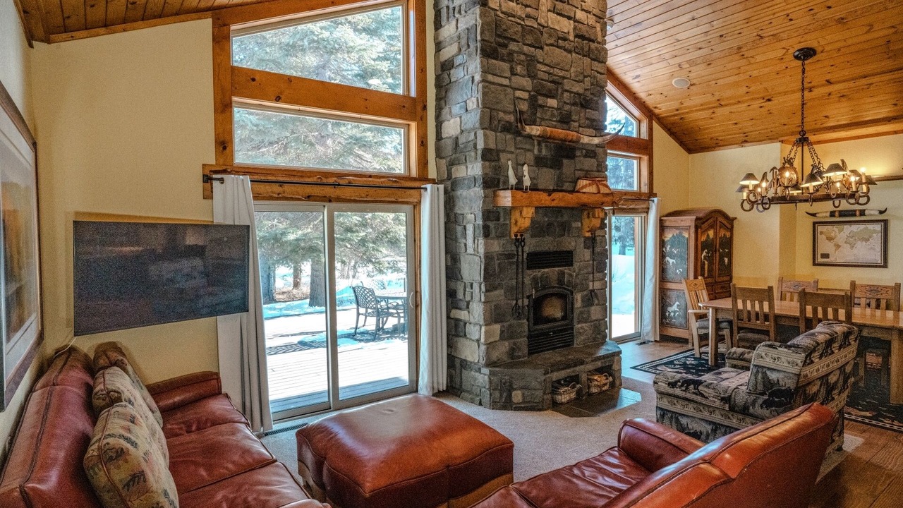 Photo of Livingroom in Donnelly