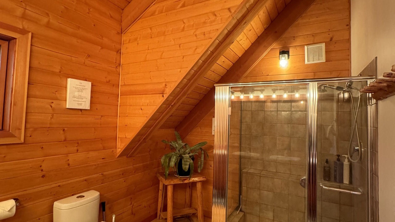 Photo of Bathroom in Cle Elum