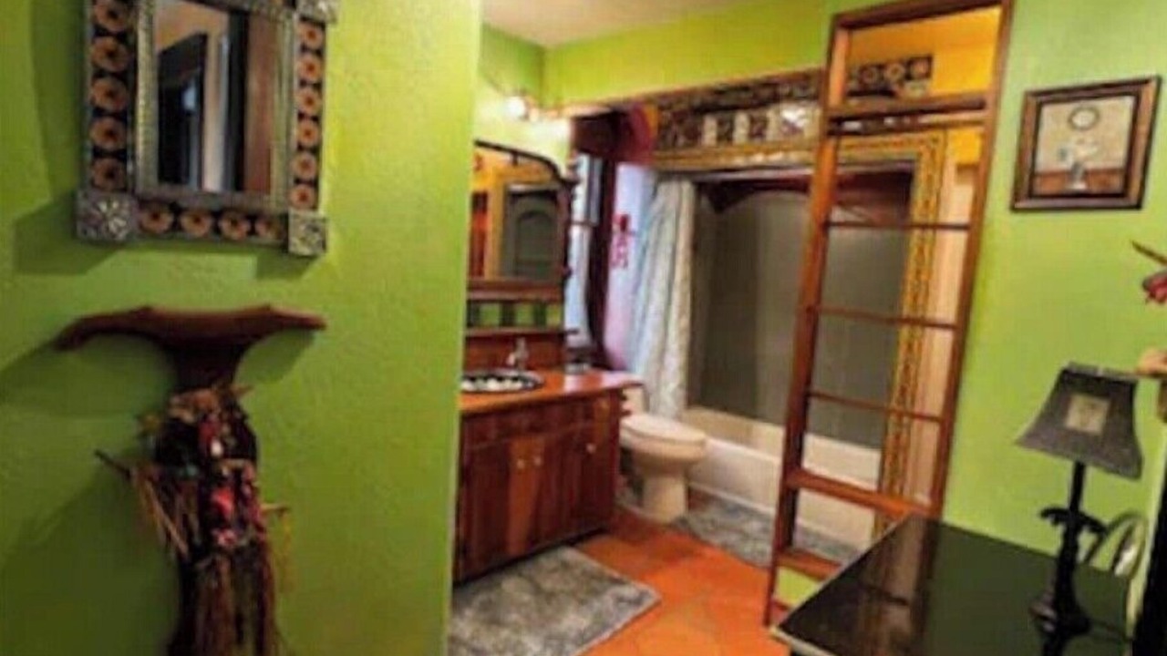 Photo of Bathroom in Central Tacoma