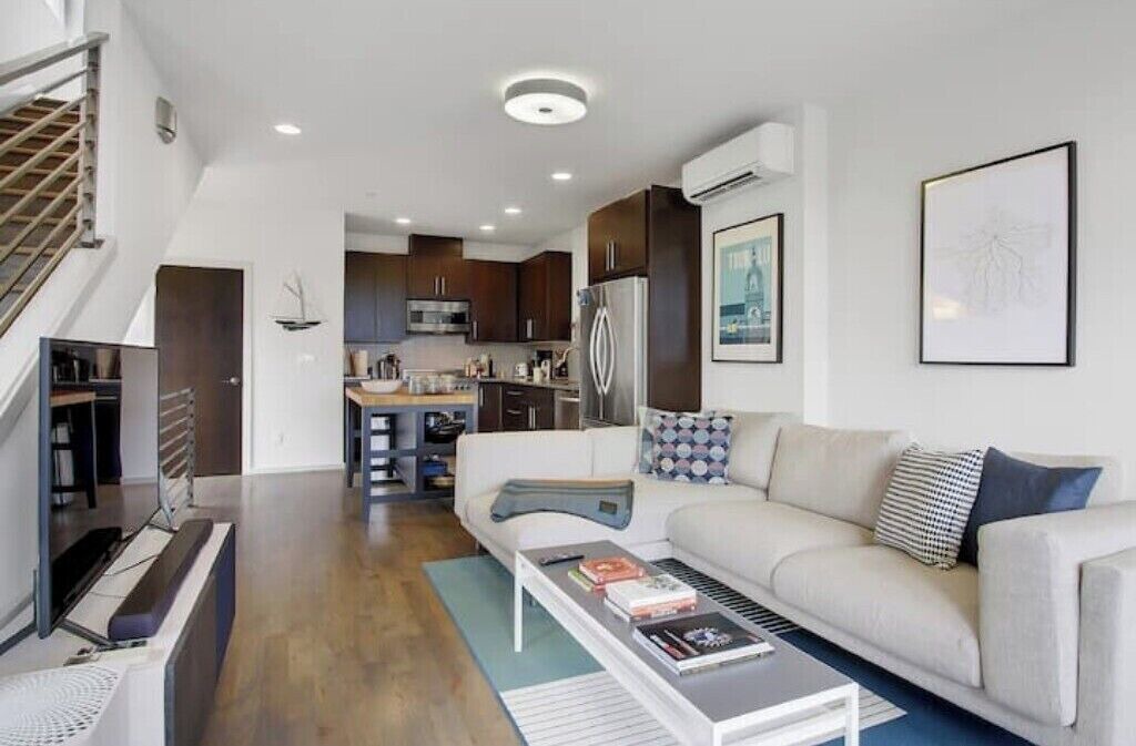 Photo of Livingroom in Whittier Heights