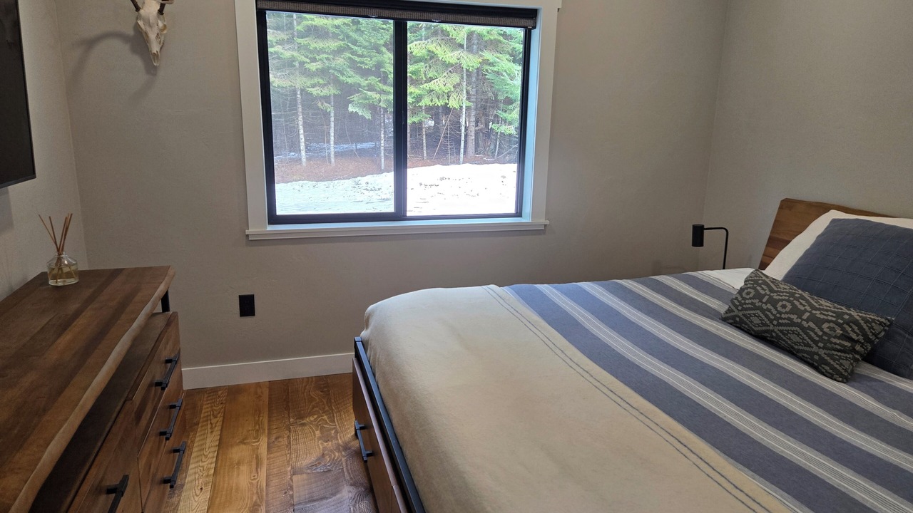 Photo of Bedroom in Kellogg