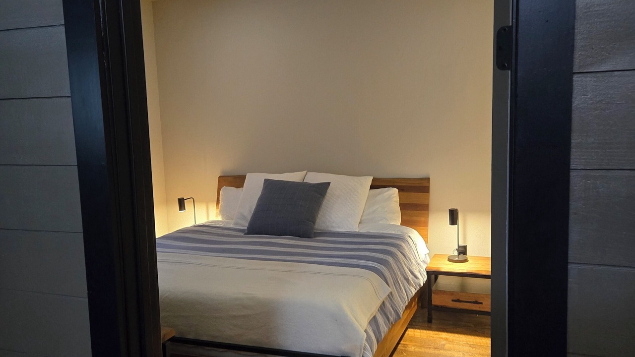 Photo of Bedroom in Kellogg