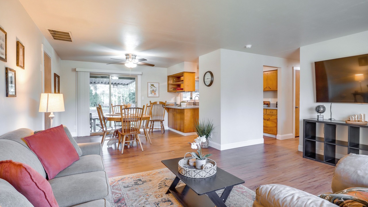 Photo of Bedroom in Bull Mountain