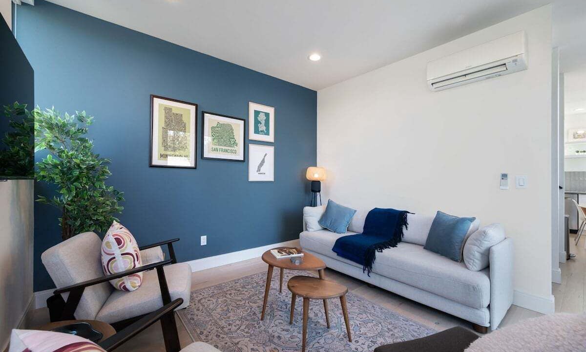 Photo of Livingroom in Wallingford