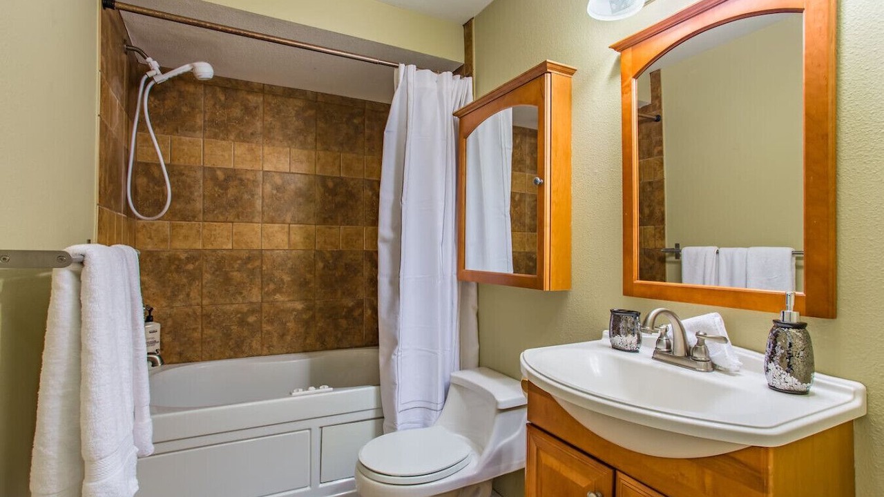 Photo of Bathroom in North End
