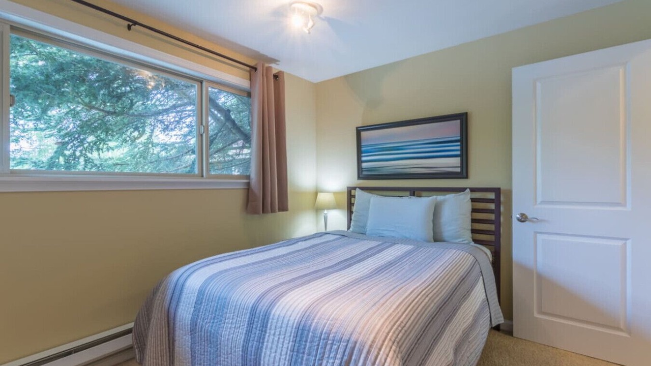 Photo of Bedroom in North End