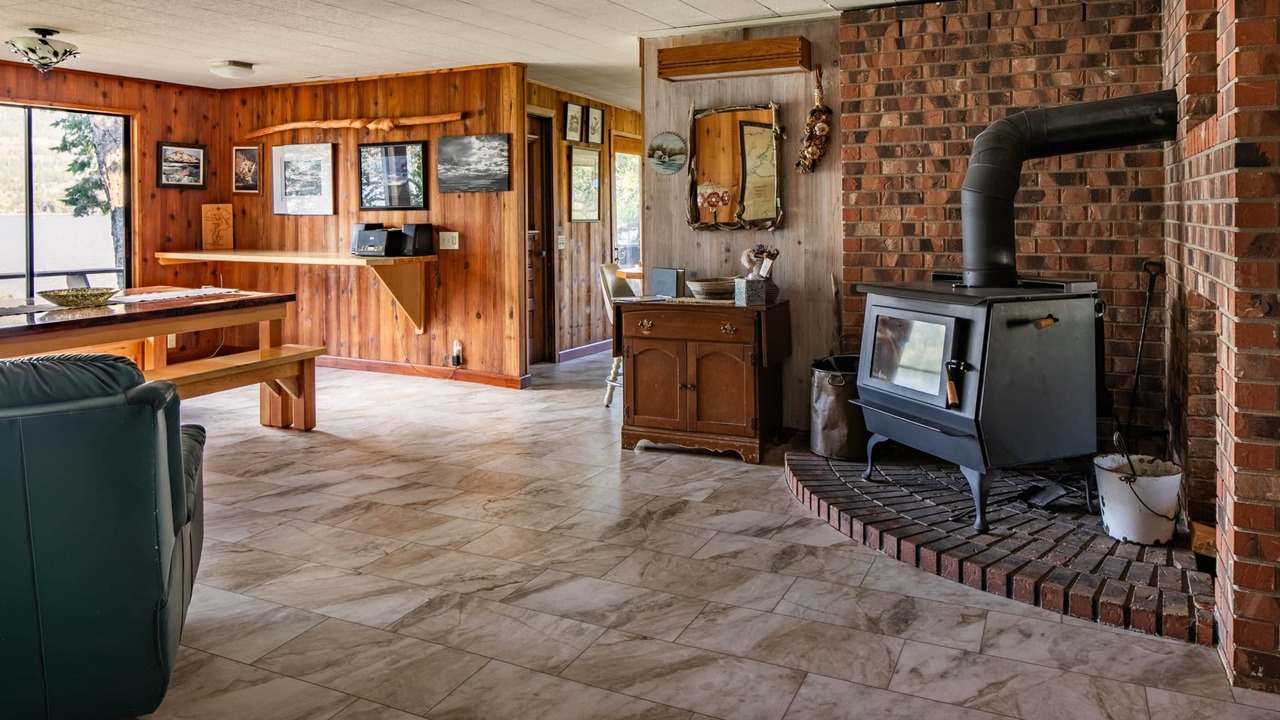 Photo of Bedroom in Sandpoint