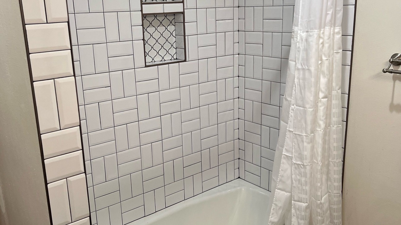 Photo of Bathroom in Elkhorn Village