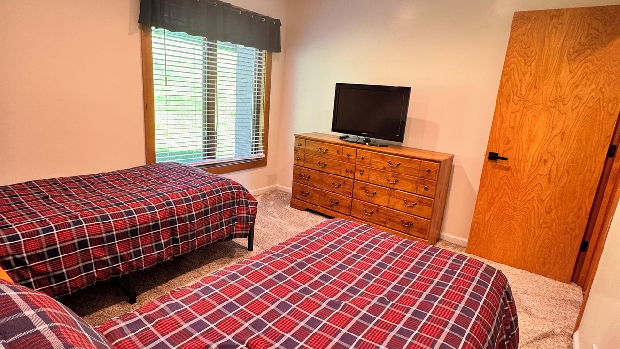 Photo of Bedroom in Elkhorn Village