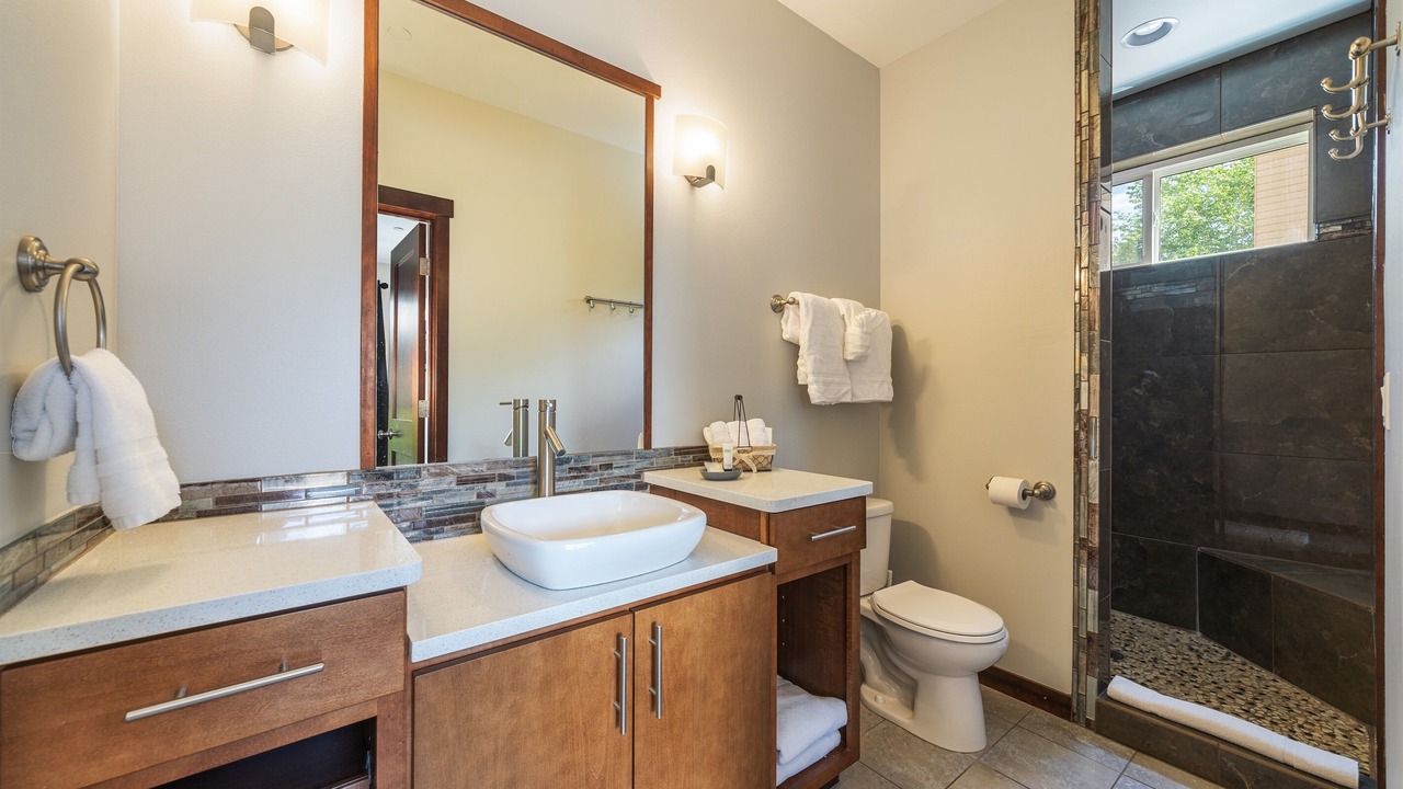 Photo of Bathroom in Wapato Point