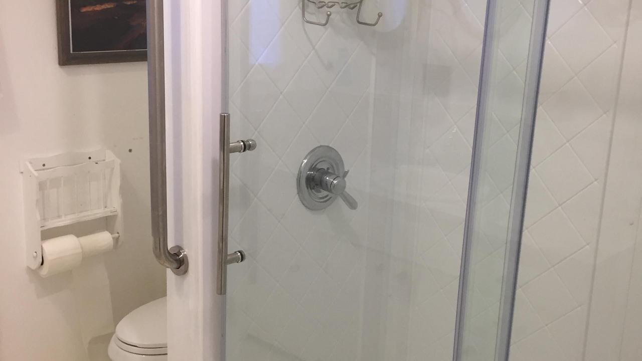 Photo of Bathroom in Lakebay