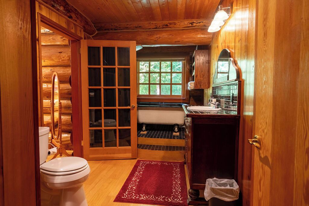 Photo of Bathroom in Beaver