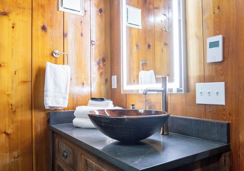 Photo of Bathroom in Beaver
