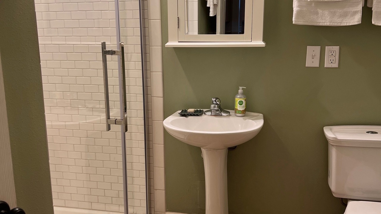 Photo of Bathroom in Irvington