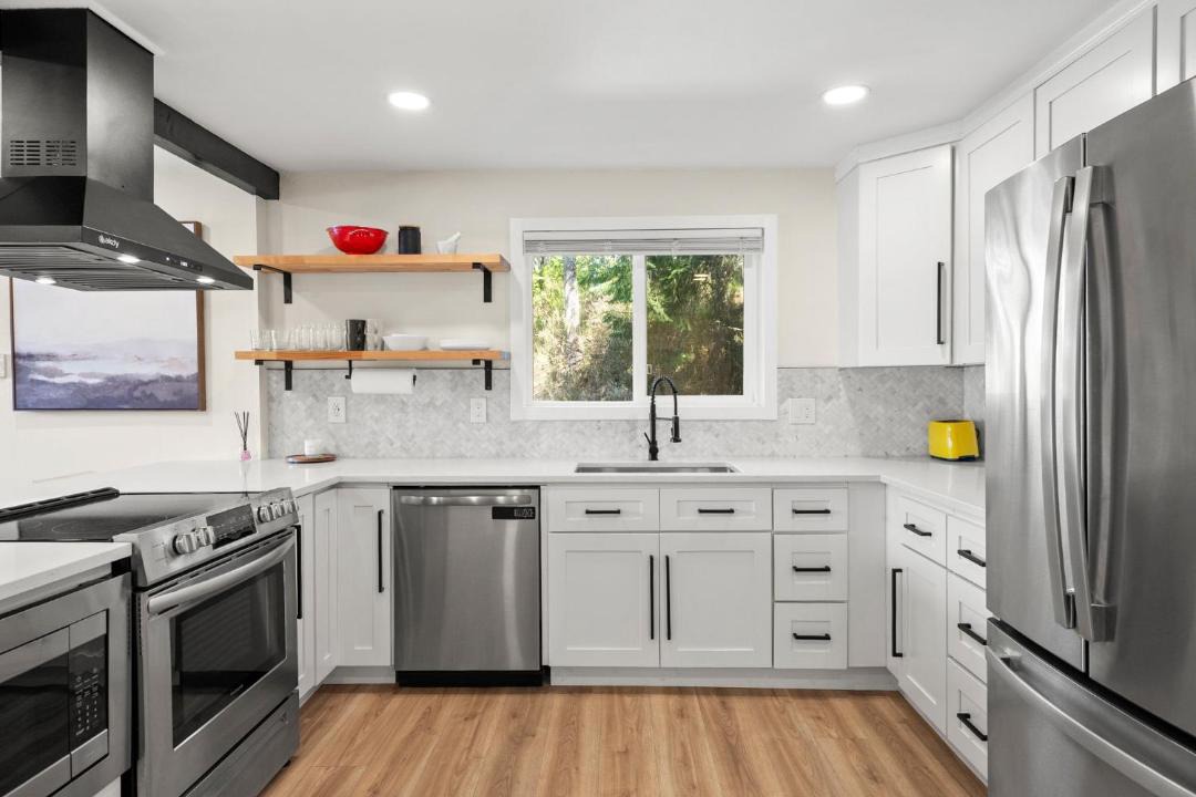 Photo of Kitchen in Seabeck
