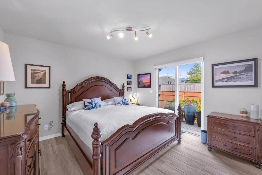 Photo of Bedroom in Pacific Beach