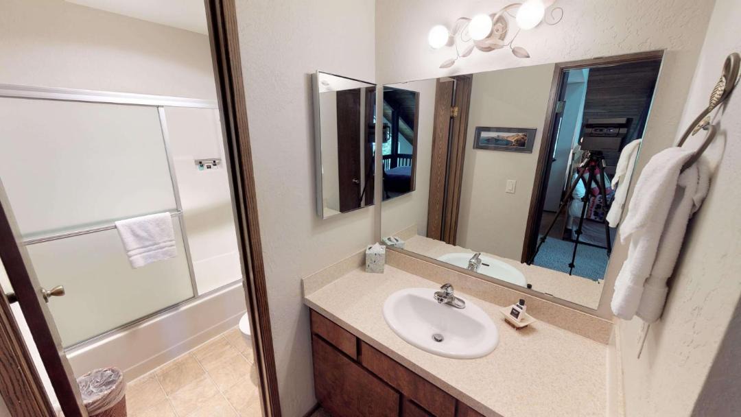 Photo of Bathroom in Tennis Village