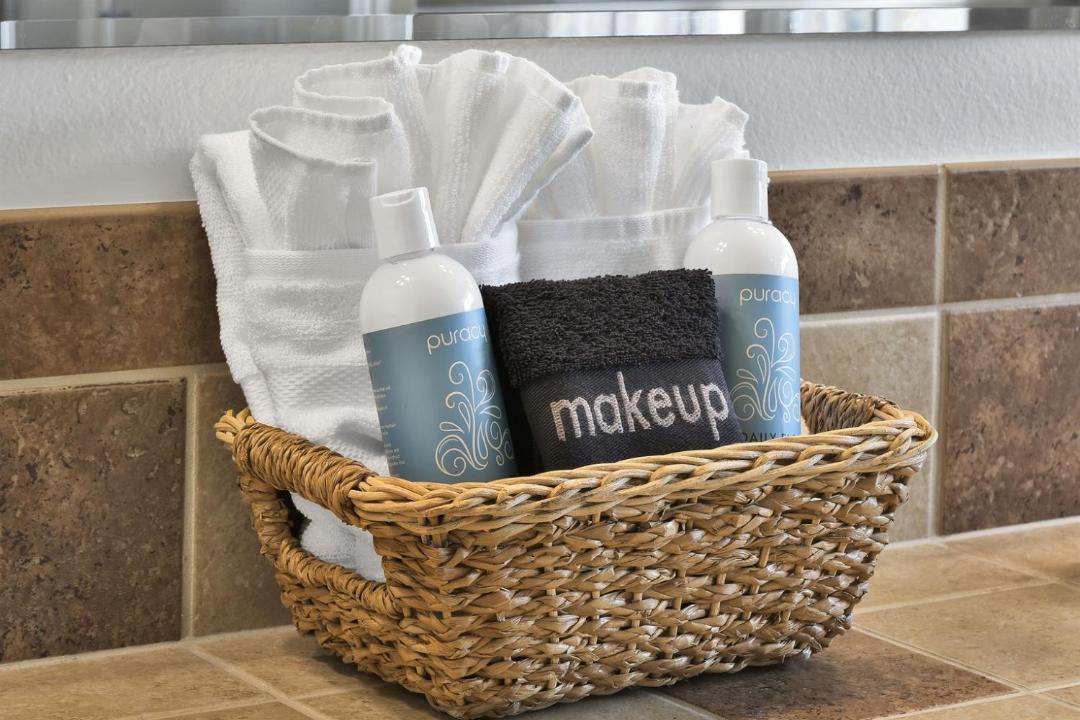 Photo of Bathroom in Garden City