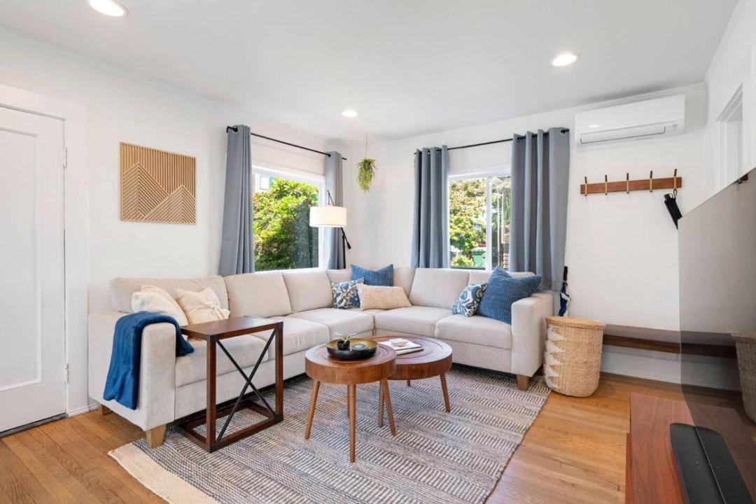 Photo of Others in Roosevelt
