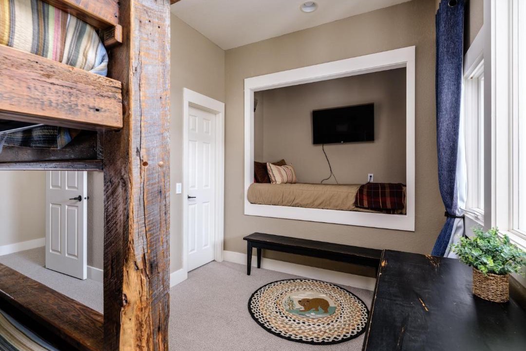 Photo of Bedroom in Saddle Ridge