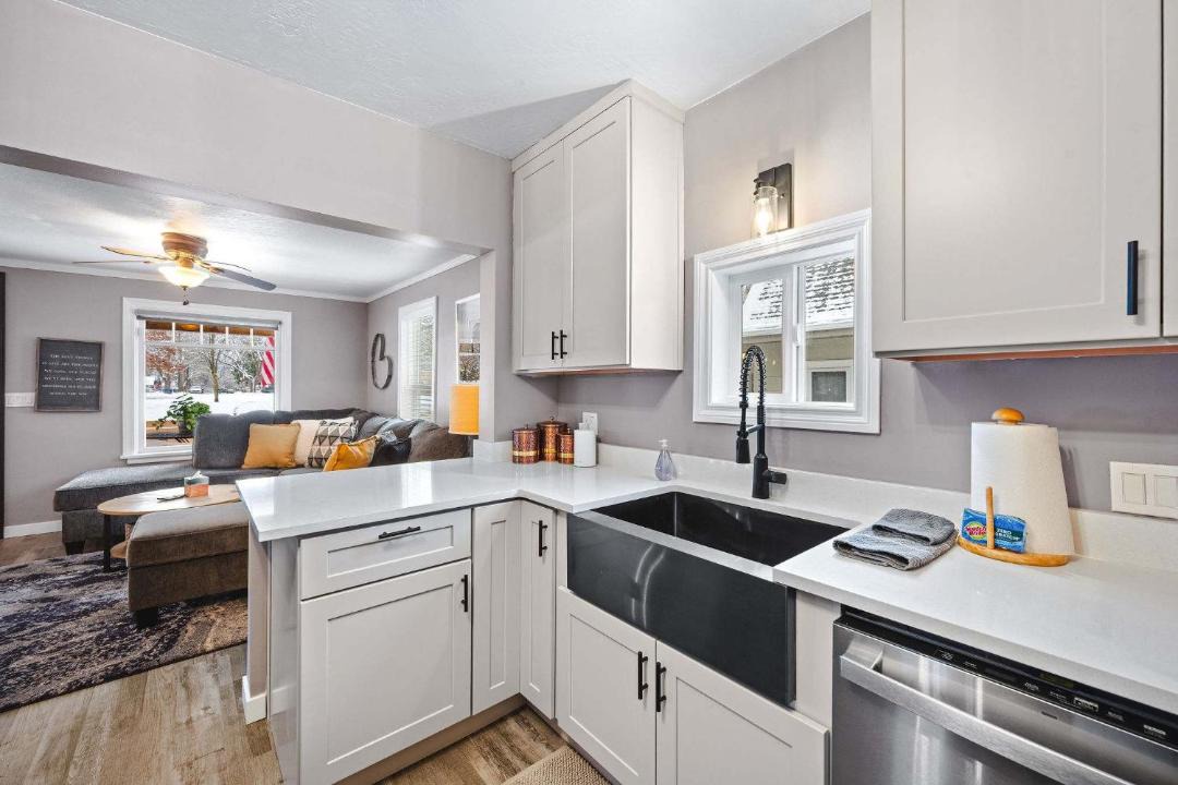 Photo of Kitchen in Garden District