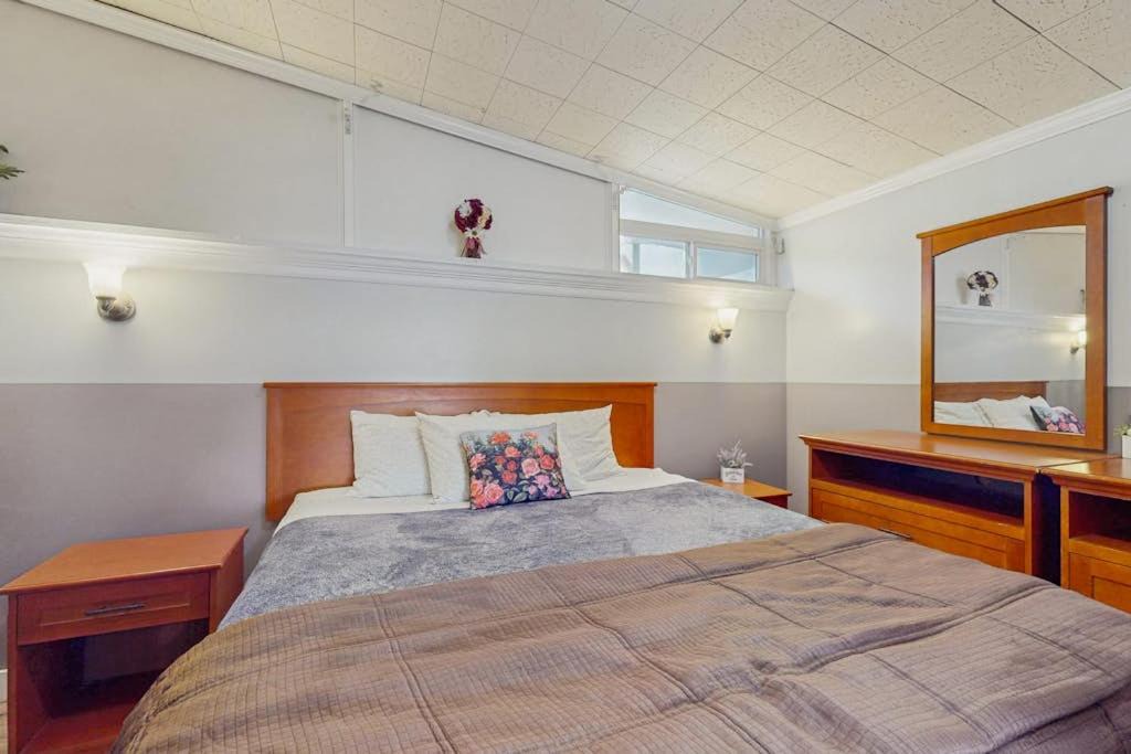 Photo of Bedroom in Copalis Beach