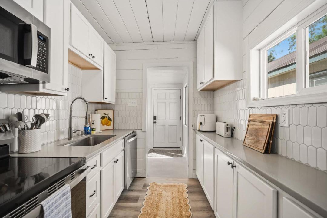 Photo of Kitchen in Diamond Lake