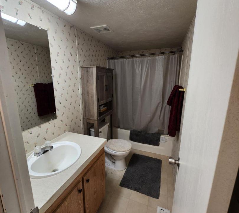 Photo of Bathroom in Murphy