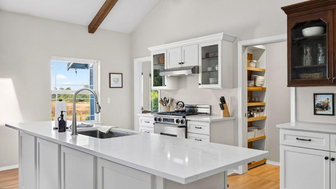 Photo of Kitchen in Coupeville